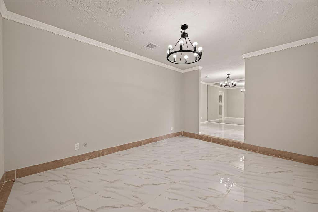 Photo of 5207 Bent Bough Lane, Houston, TX 77088 (MLS # 2488666)