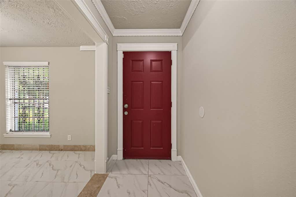 Photo of 5207 Bent Bough Lane, Houston, TX 77088 (MLS # 2488666)