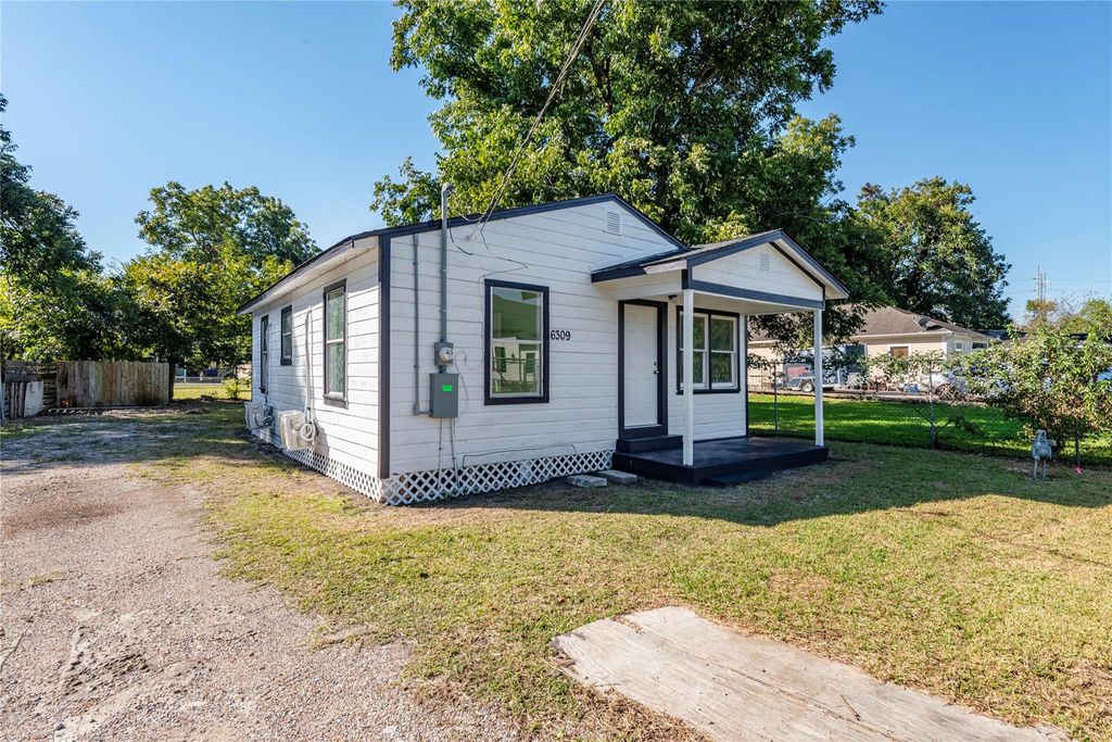 Photo of 6309 Anderson Street, Texas City, TX 77591 (MLS # 18398150)