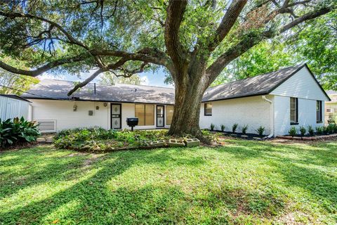 Photo of 5027 Darnell Street, Houston, TX 77096 (MLS # 63866387)