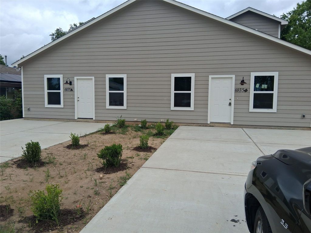 Photo of 6835 Landor Street, Houston, TX 77028 (MLS # 45813102)