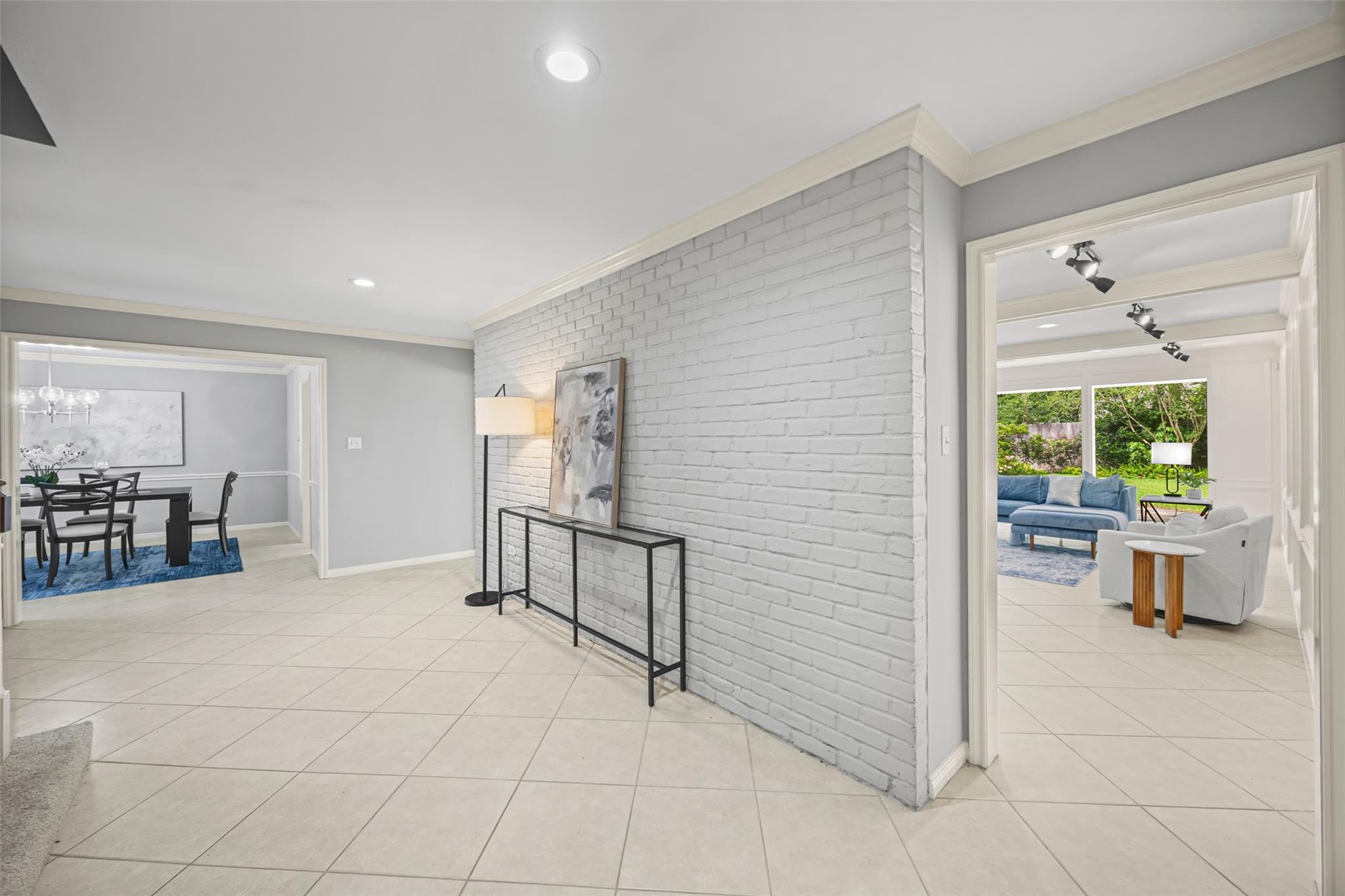 14010 Court Of Regents