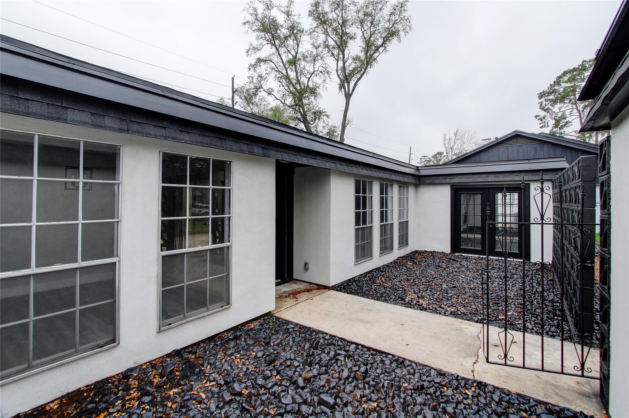 207 Shannondale Lane