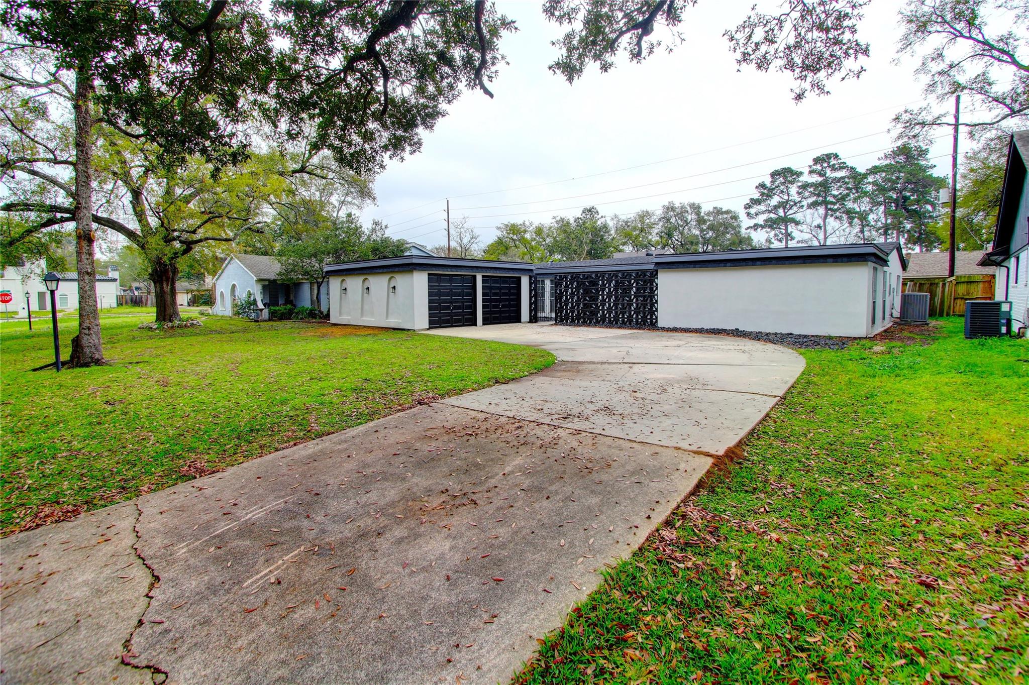 207 Shannondale Lane