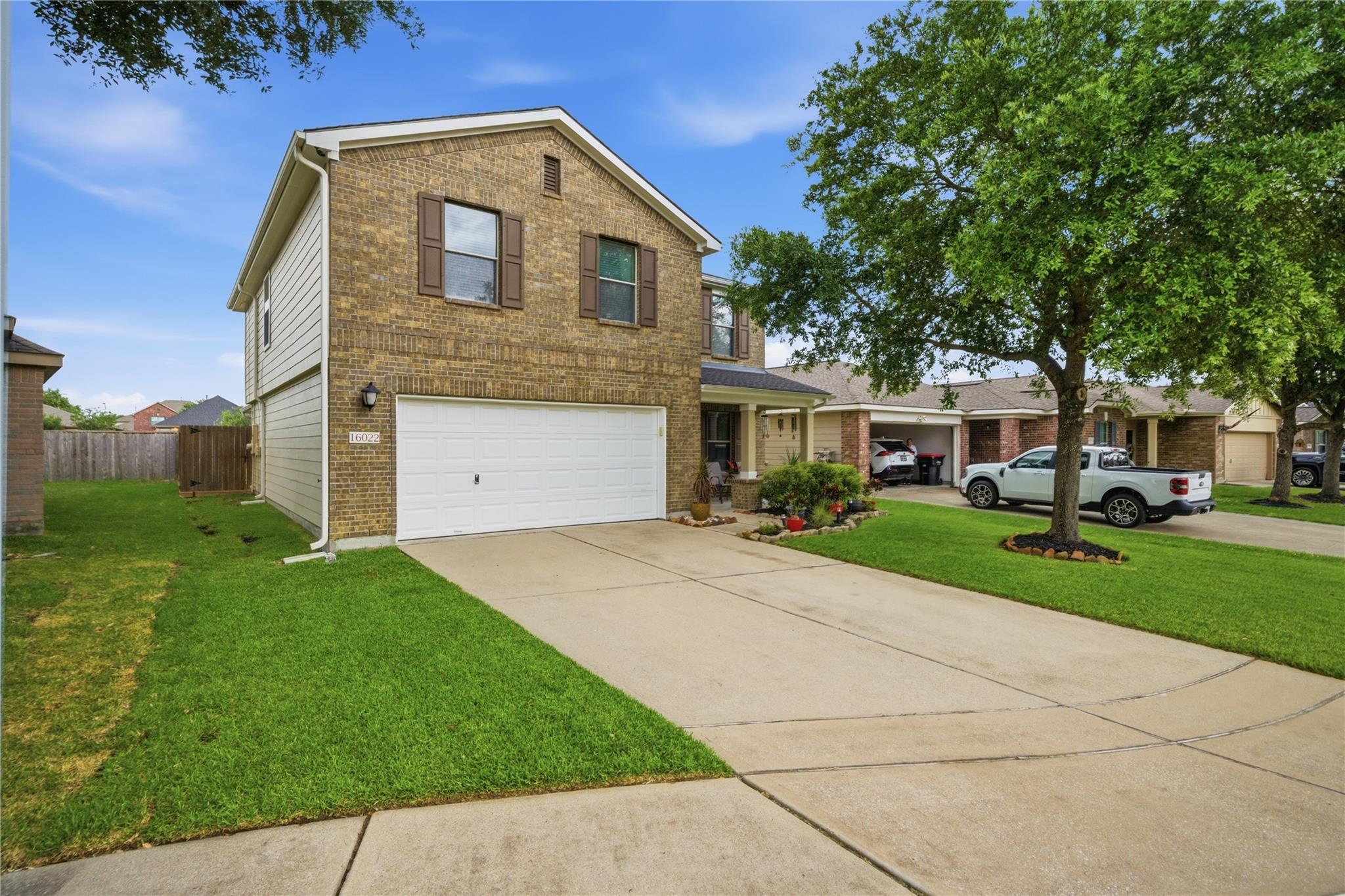 16022 Arapaho Bend Lane