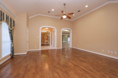 Tiny photo for 16001 Kevindale Court, Houston, TX 77040 (MLS # 11621688)