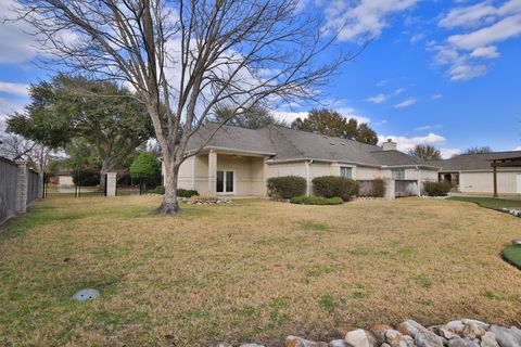 Tiny photo for 16001 Kevindale Court, Houston, TX 77040 (MLS # 11621688)