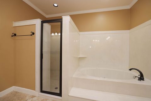 Tiny photo for 16001 Kevindale Court, Houston, TX 77040 (MLS # 11621688)