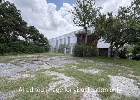 Photo of 4 Briar Dale Court, Houston, TX 77027 (MLS # 58683424)