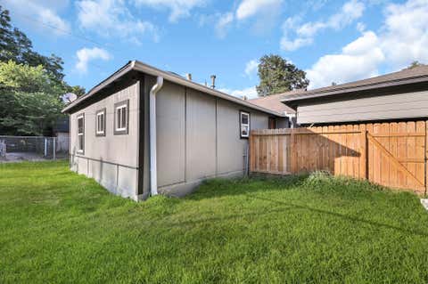 Tiny photo for 601 Booker T Washington, Conroe, TX 77301 (MLS # 78842151)