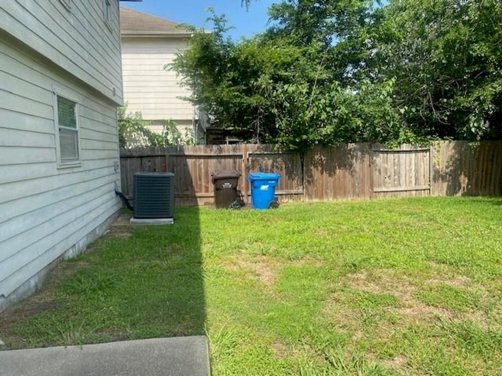 Photo of 1938 Courtside Place Drive, Missouri City, TX 77489 (MLS # 64757985)