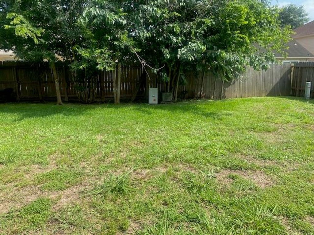 Photo of 1938 Courtside Place Drive, Missouri City, TX 77489 (MLS # 64757985)
