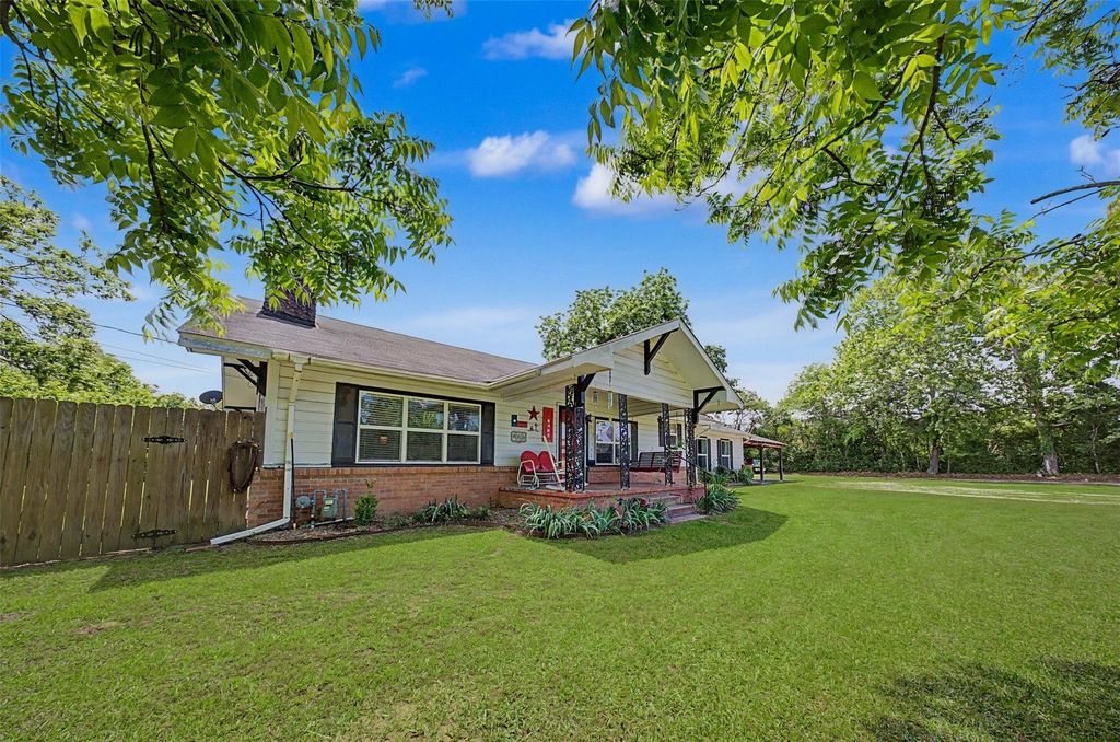 Photo of 1442 Johnson Drive, Rusk, TX 75785 (MLS # 68441770)
