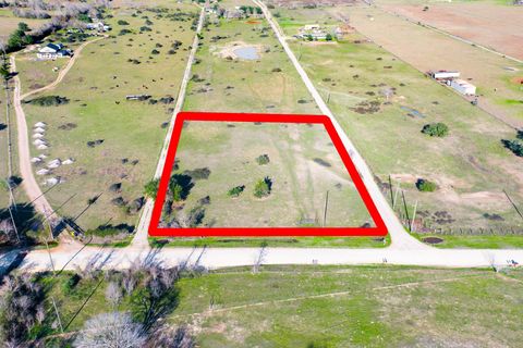 Photo of 682 Schultz Road S, Sealy, TX 77474 (MLS # 22486865)