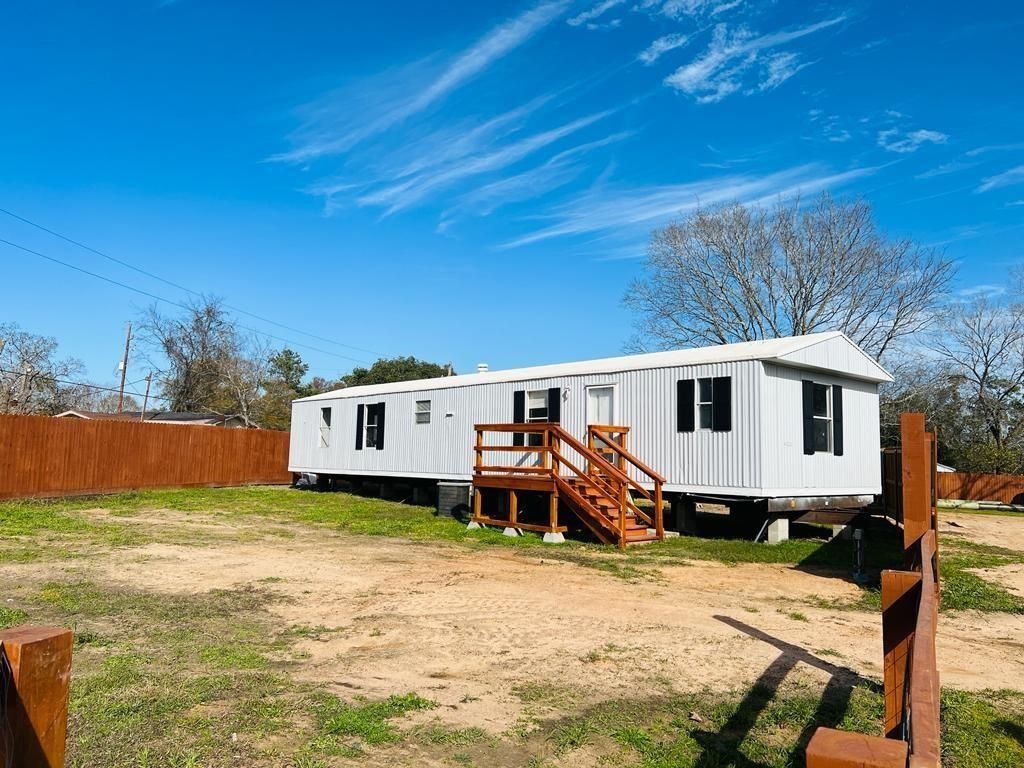 Photo of 35226 Free Lane Ln, Pinehurst, TX 77362 (MLS # 89119488)