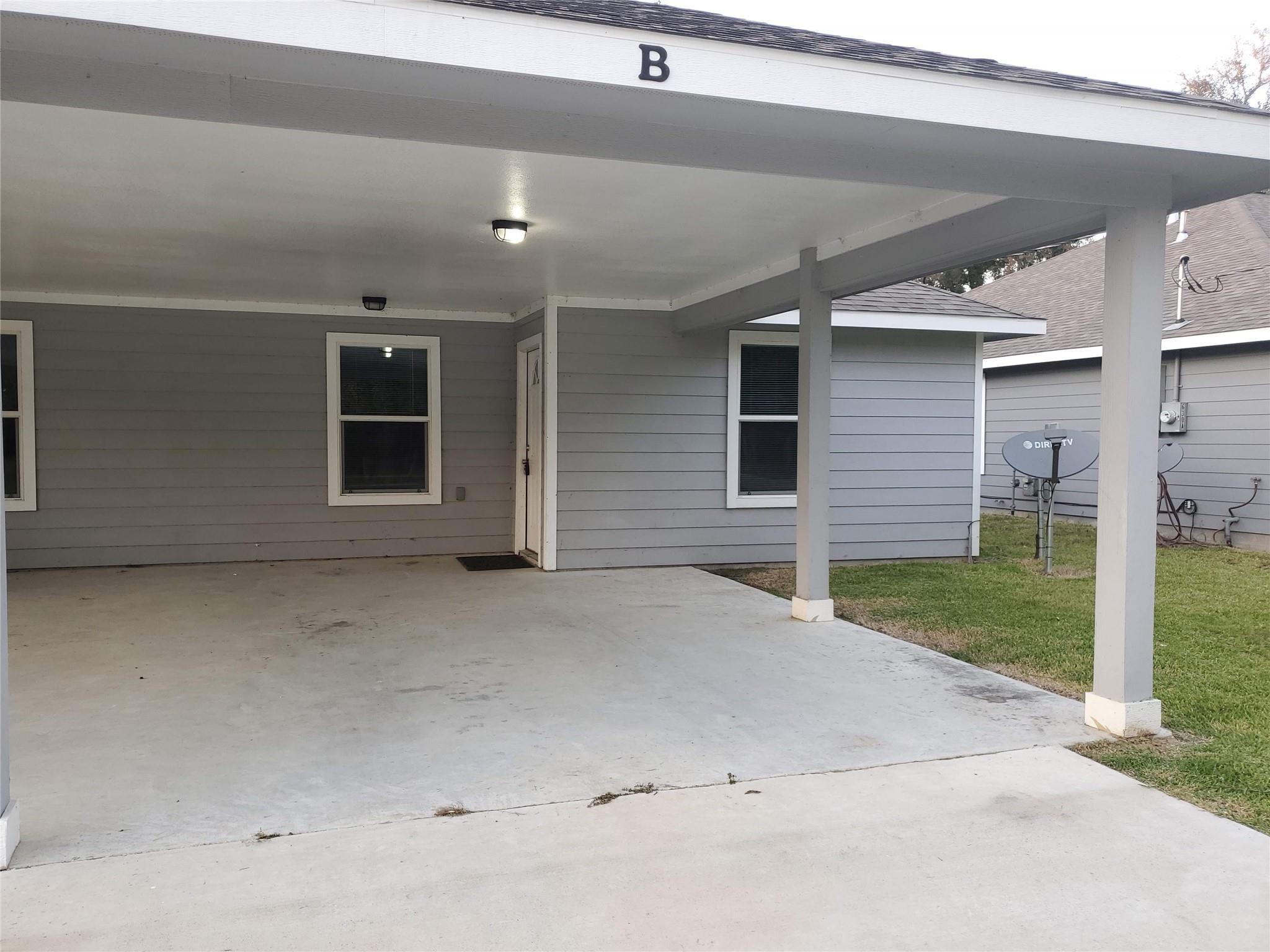 628 Luke Street A-B