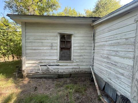 Homes For Sale - 500 E Mckinney Avenue<br/> Delta County, Cooper, TX 75432