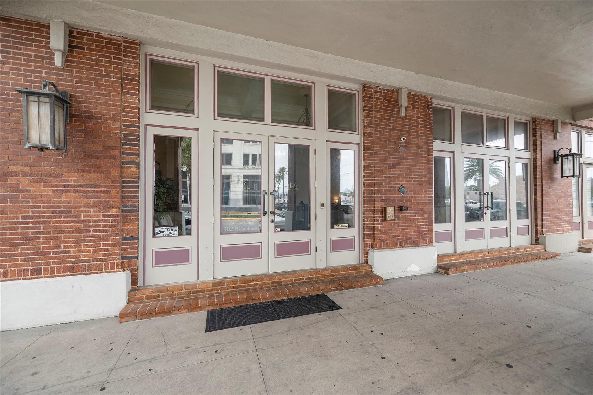 202 25th Street 406