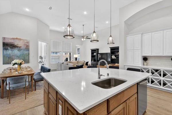 24035 Thornbird Cliff Way