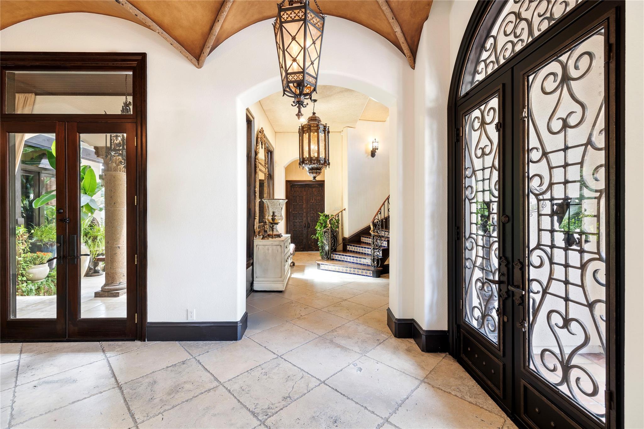 5007 Cedar Creek Drive