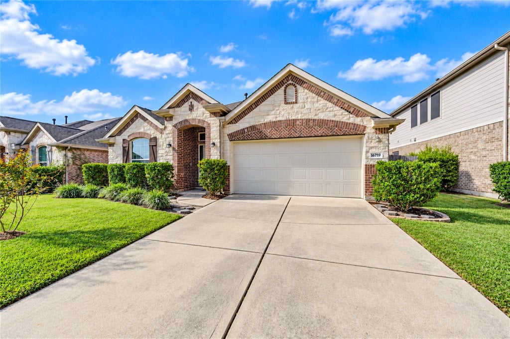 Photo of 16719 Cactus Blossom Trail, Cypress, TX 77433 (MLS # 86212708)
