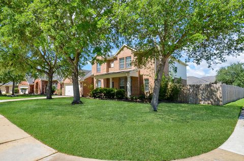 Photo of 902 Aqua Vista Lane, Rosenberg, TX 77469 (MLS # 87162129)