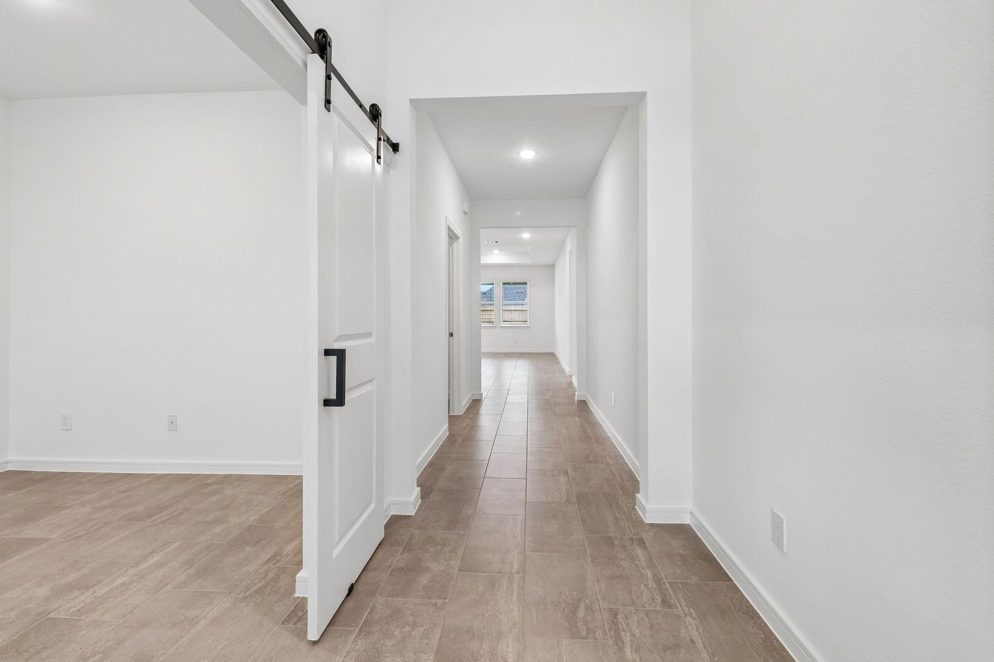 11822 Old Fashion Circle