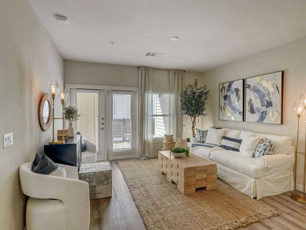 Photo of 1800 Central Pine Street #1311, Montgomery, TX 77316 (MLS # 76870261)