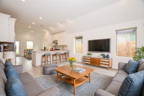 Photo of 13724 Lantana Breeze, Texas City, TX 77568 (MLS # 7465152)