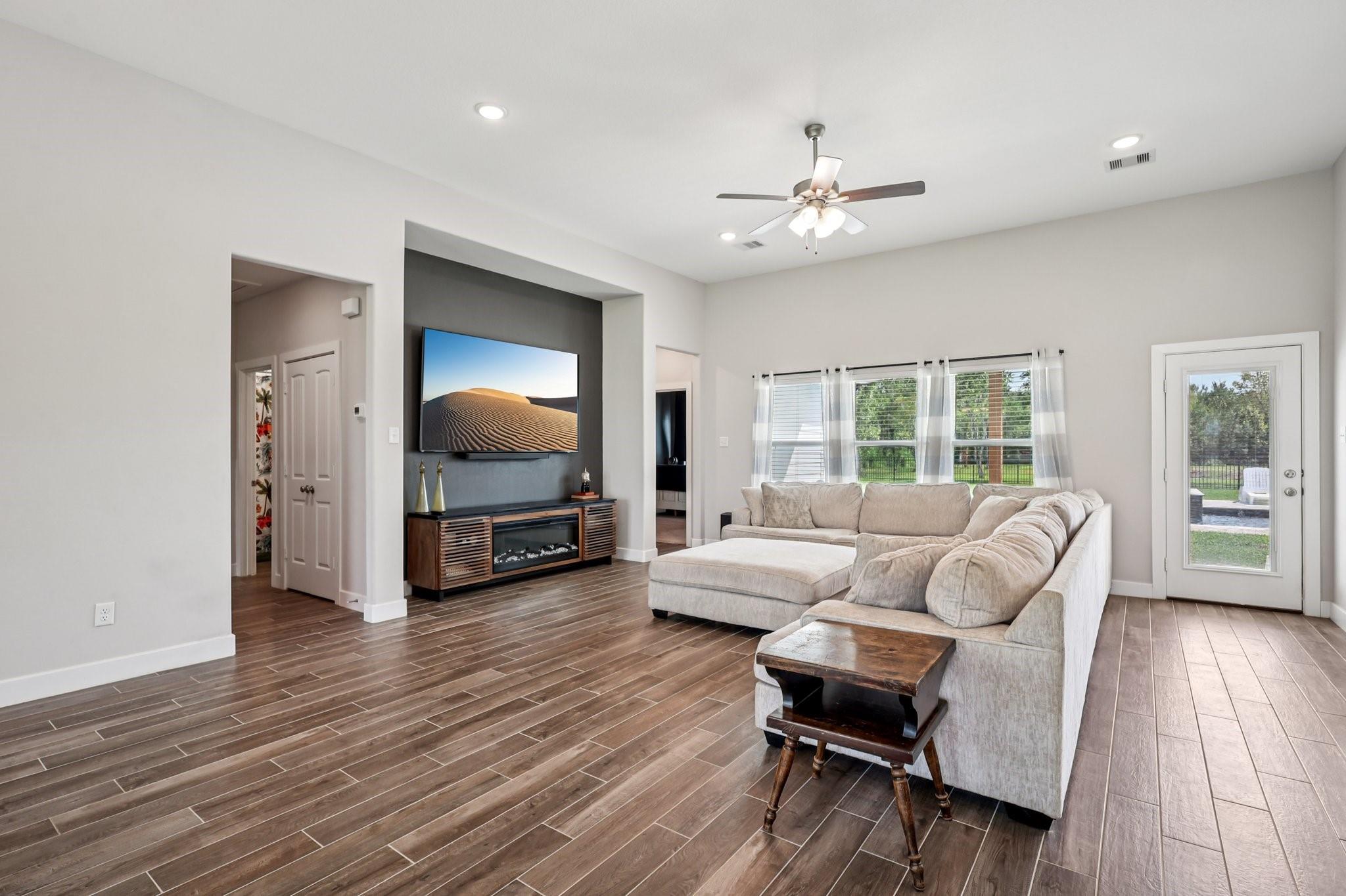 5715 Orchard Lane