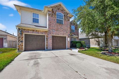 Homes For Sale - 8615 Debbie Terrace Drive<br/> Cypress, TX 77433