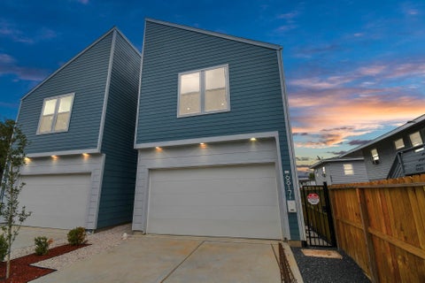 Photo of 6817 Peerless Street, Houston, TX 77021 (MLS # 61340688)