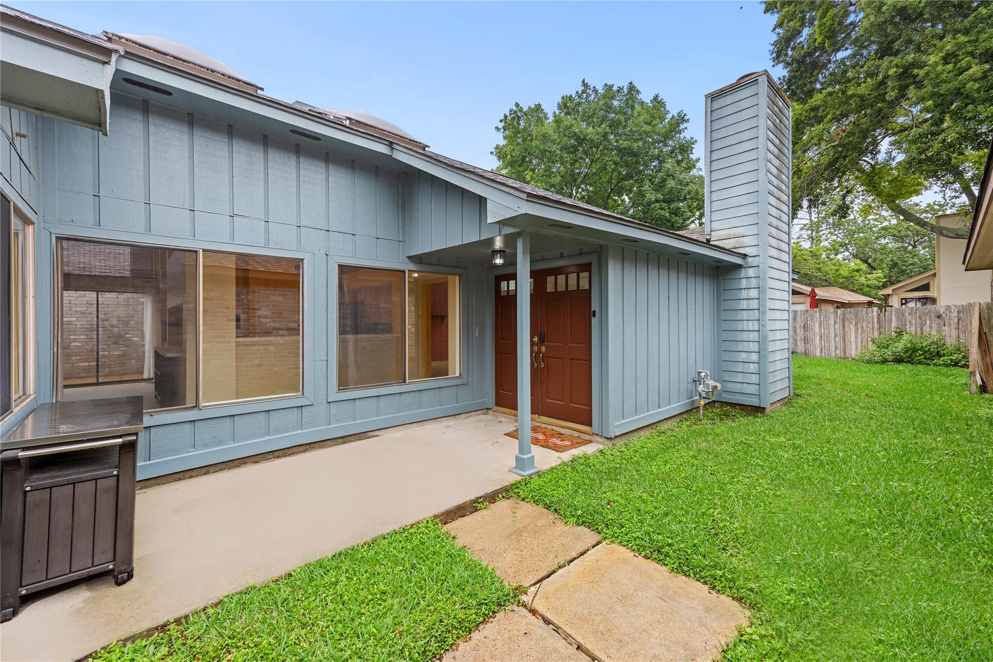 1318 Roundstone Drive