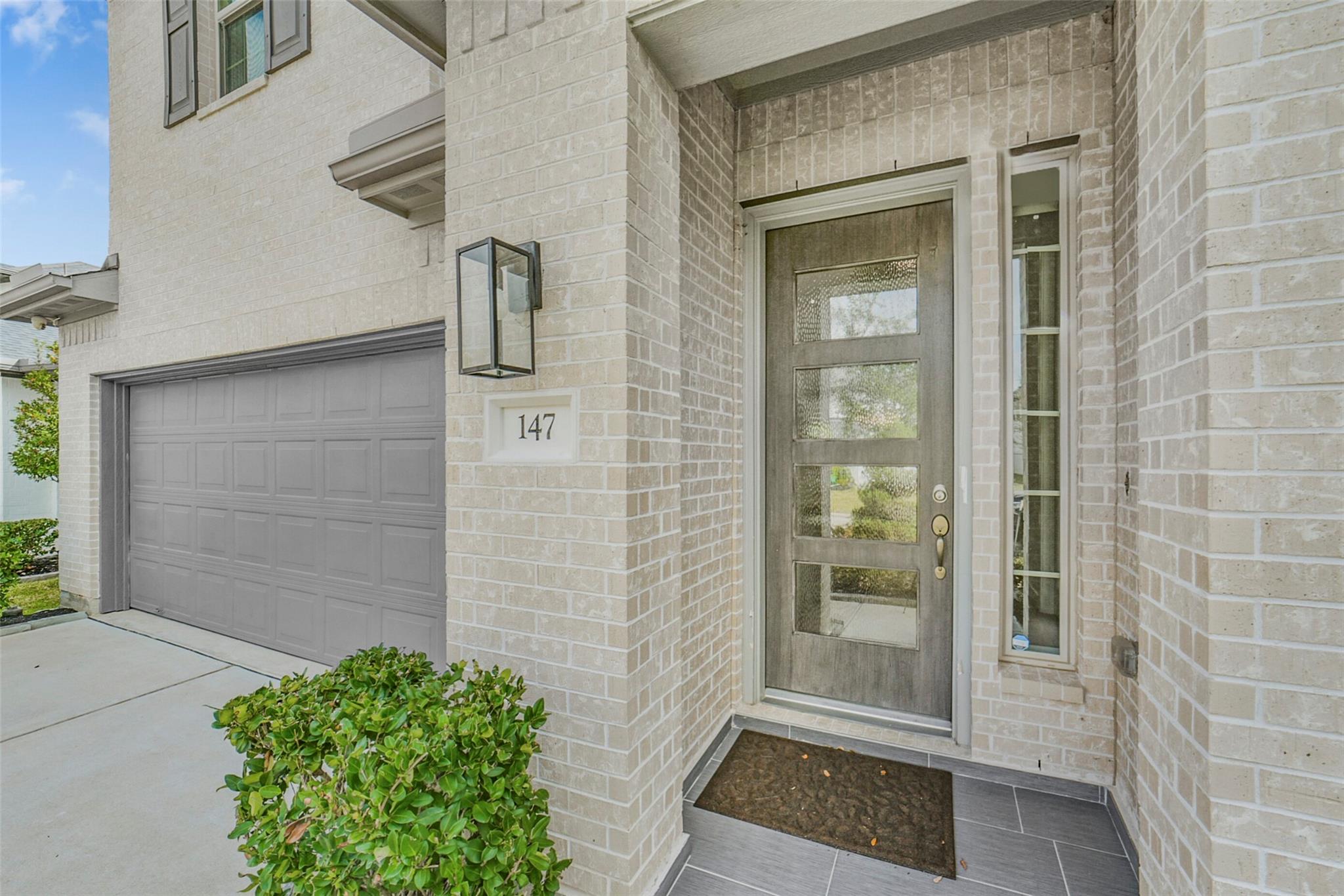 147 Renodes Garden Lane