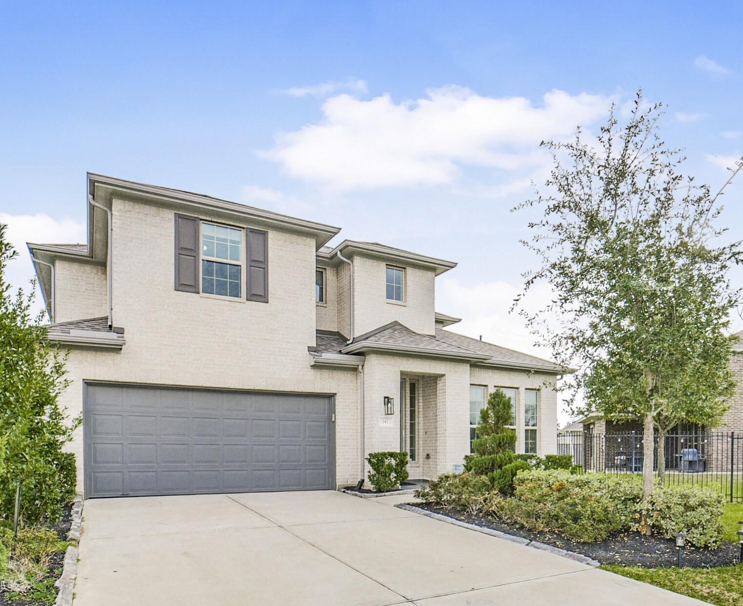 147 Renodes Garden Lane