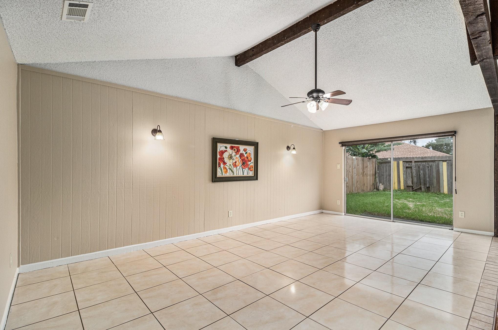 819 Seamaster Drive