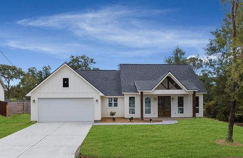 Photo of 24809 Waterford Street, Hempstead, TX 77445 (MLS # 82447106)