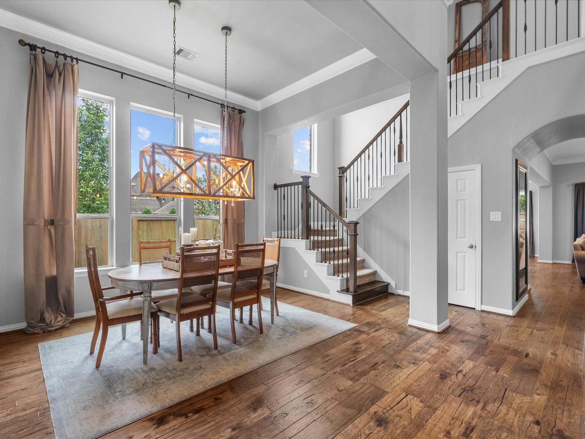 904 Cozy Hollow Court