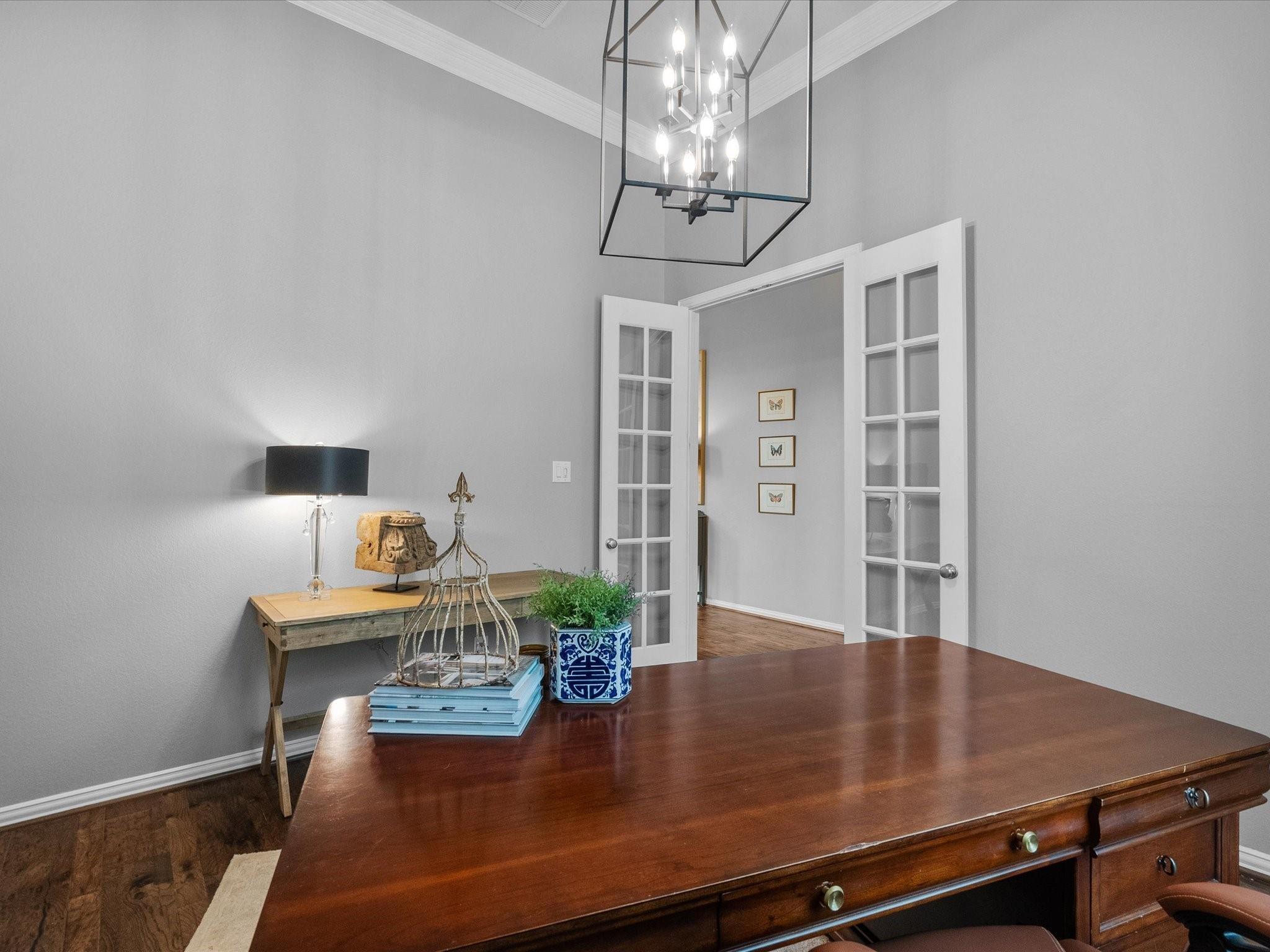 904 Cozy Hollow Court