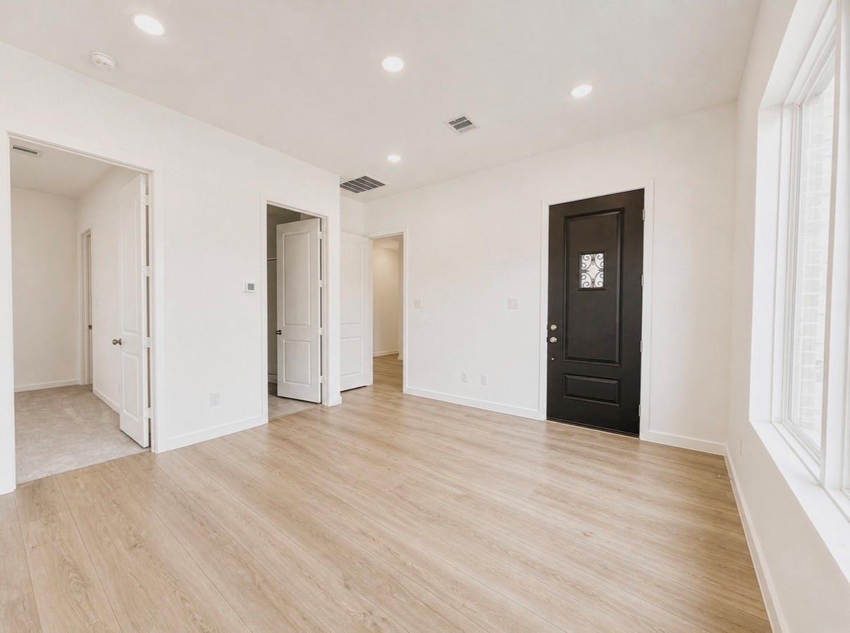 31026 Sun Valley Drive