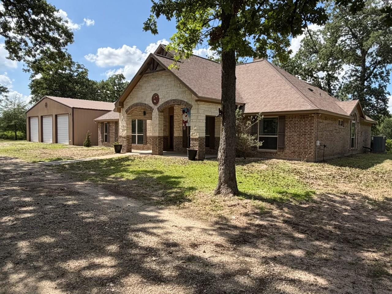 325 Planter Pointe Drive
