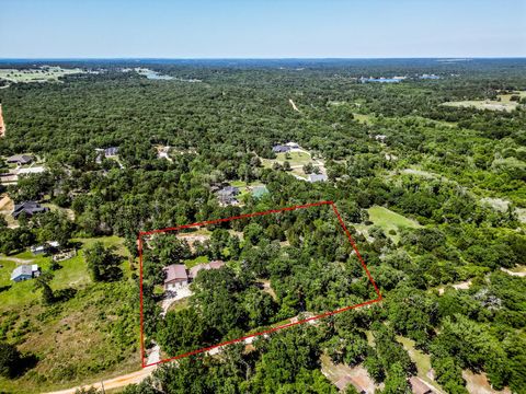 Photo of 325 Planter Pointe Drive, Normangee, TX 77871 (MLS # 29904697)