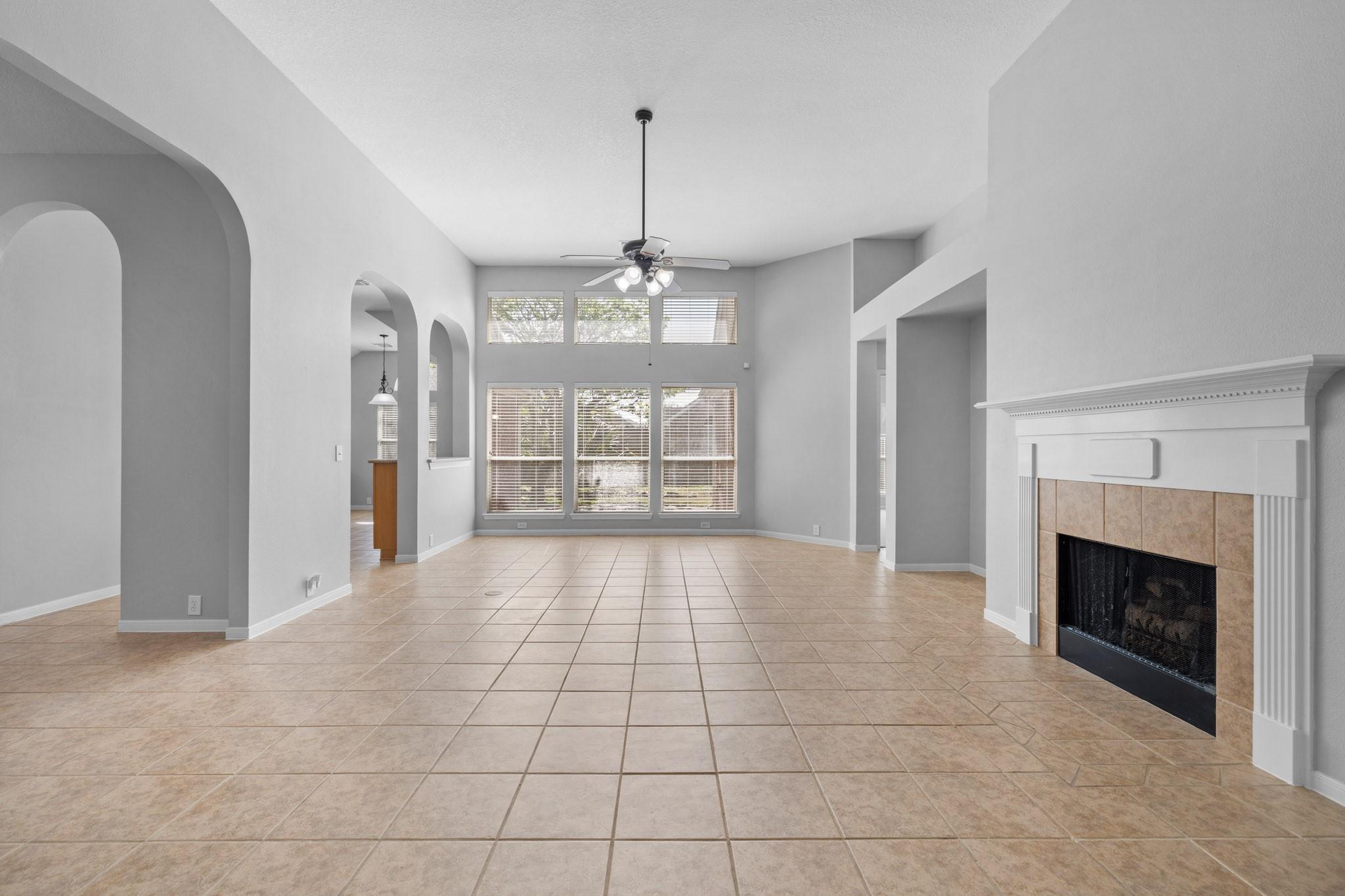 2915 Sandleigh Drive