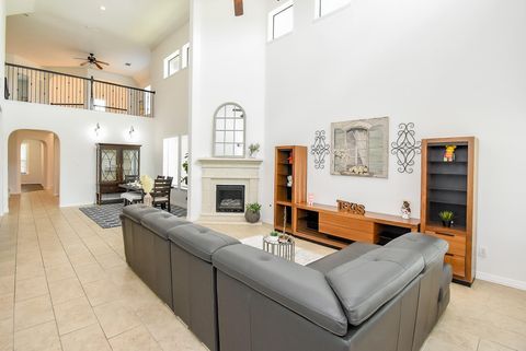 Photo of 4615 Montcliff Bend Lane, Sugar Land, TX 77479 (MLS # 67129052)