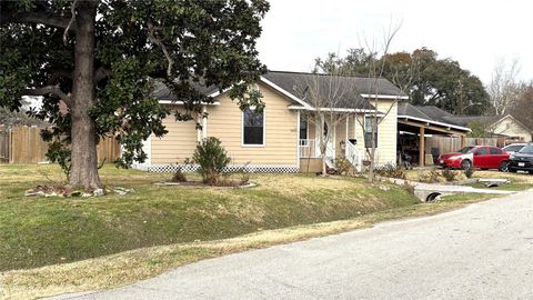 Tiny photo for 6305 Frisco Street, Houston, TX 77022 (MLS # 90171577)