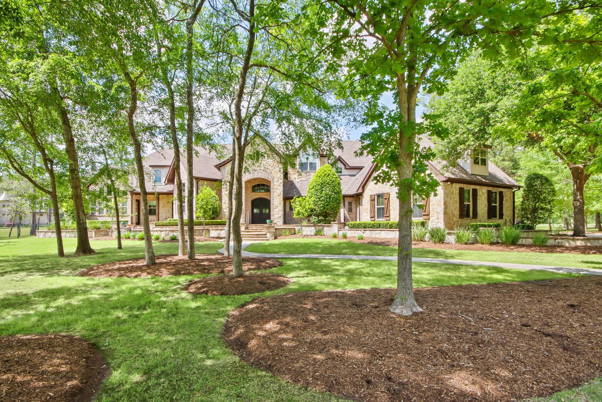28213 Eagle Cove