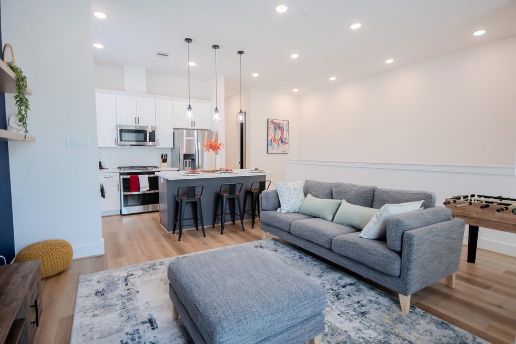 Photo of 3613 Rosalie Street, Houston, TX 77004 (MLS # 93077590)