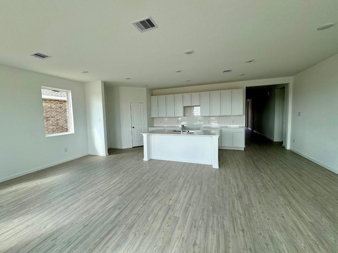 2514 Rose Gold Drive