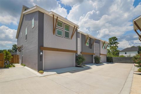 Photo of 862 Paul Quinn Street #G, Houston, TX 77091 (MLS # 77701603)