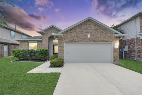 Photo of 2211 Emerald Lane, Texas City, TX 77591 (MLS # 84061599)
